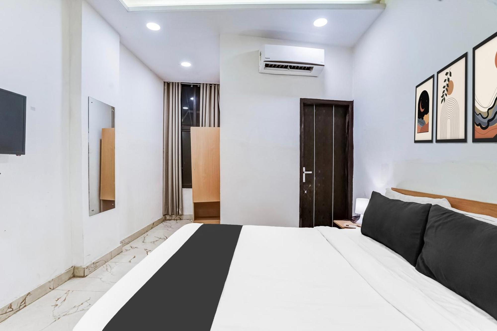 Super Townhouse Jagatpura Hotel Jaipur Luaran gambar