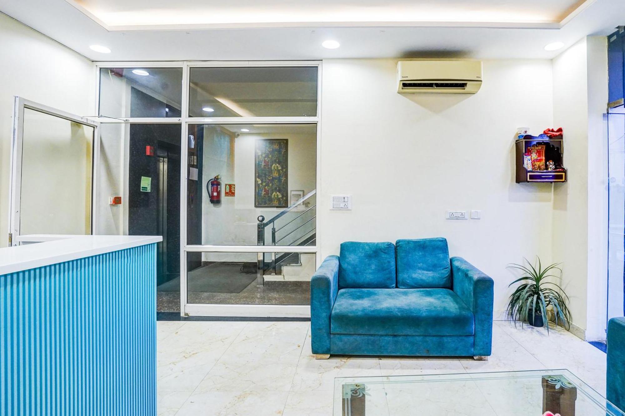 Super Townhouse Jagatpura Hotel Jaipur Luaran gambar
